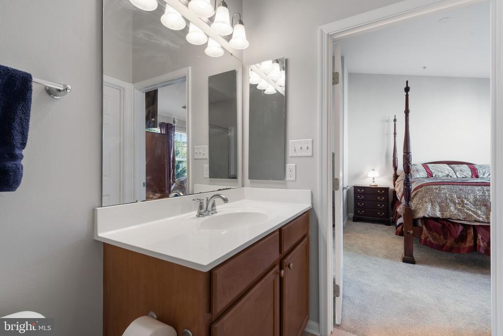 7104 Maiden Point Pl #392