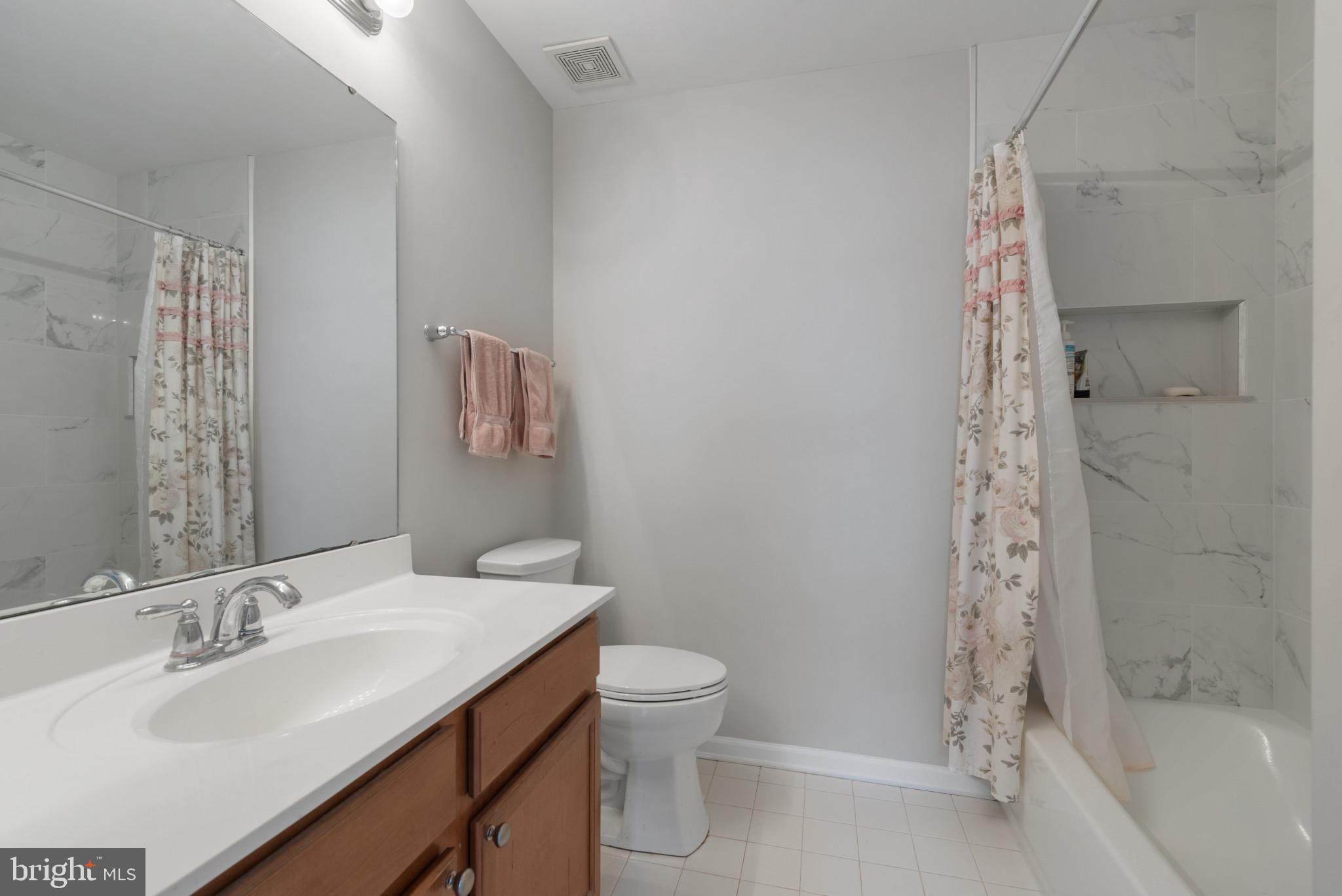 7104 Maiden Point Pl #392