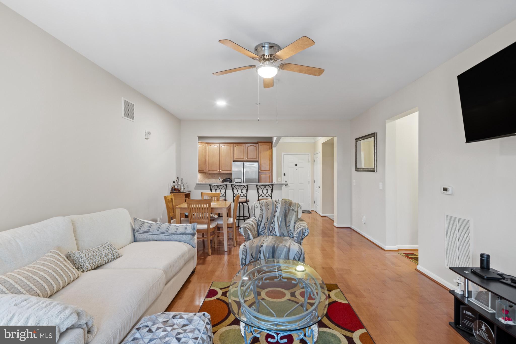 3011 Dexter Dr #1205