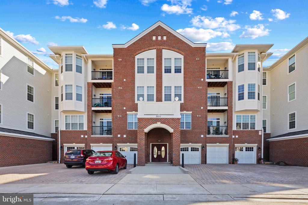 3011 Dexter Dr #1205