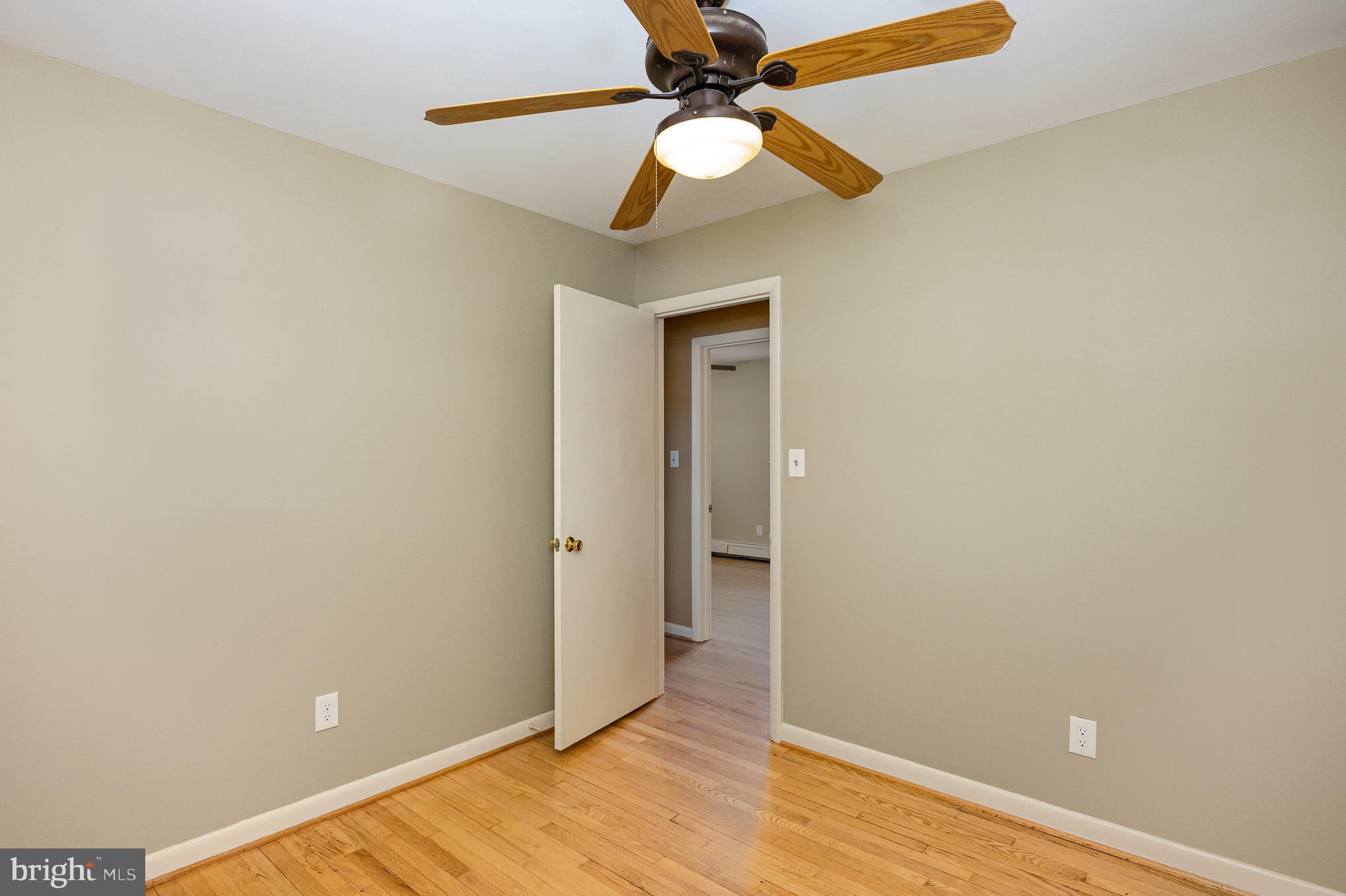 8040 Savage Guilford Rd