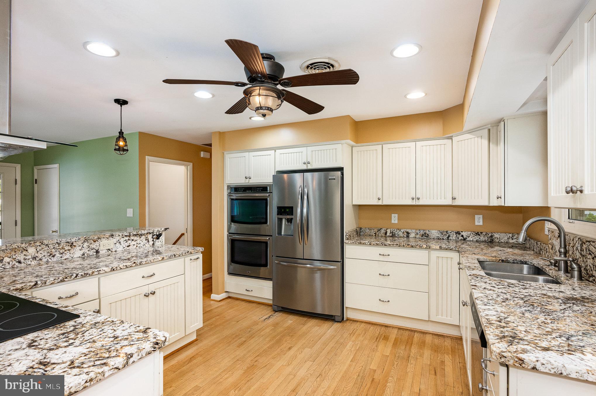 8040 Savage Guilford Rd