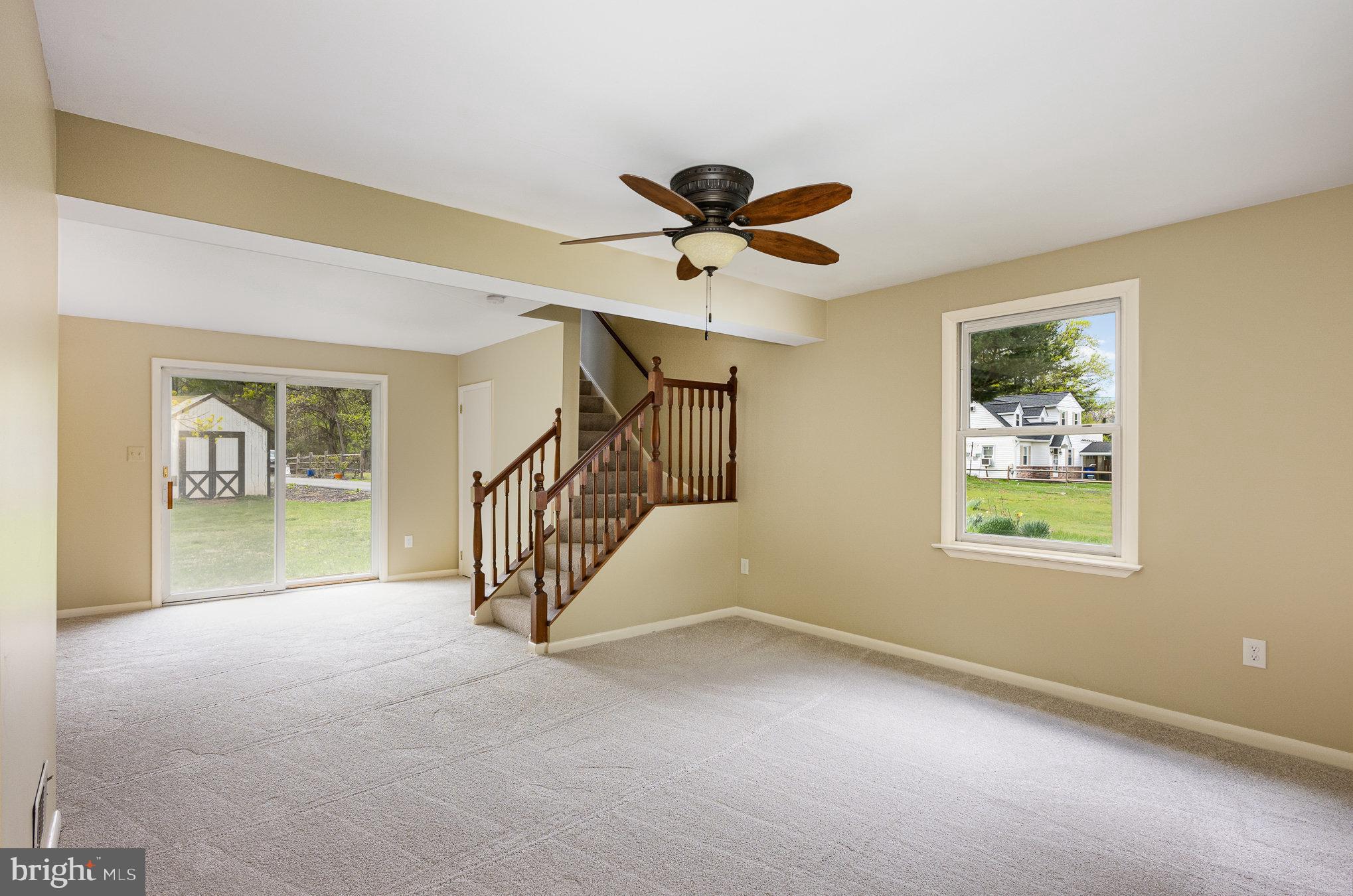 8040 Savage Guilford Rd