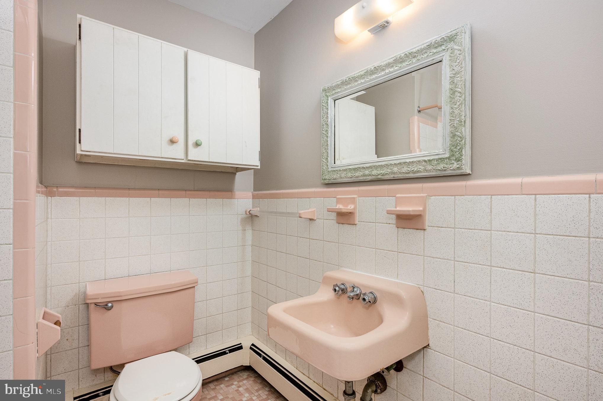 8040 Savage Guilford Rd