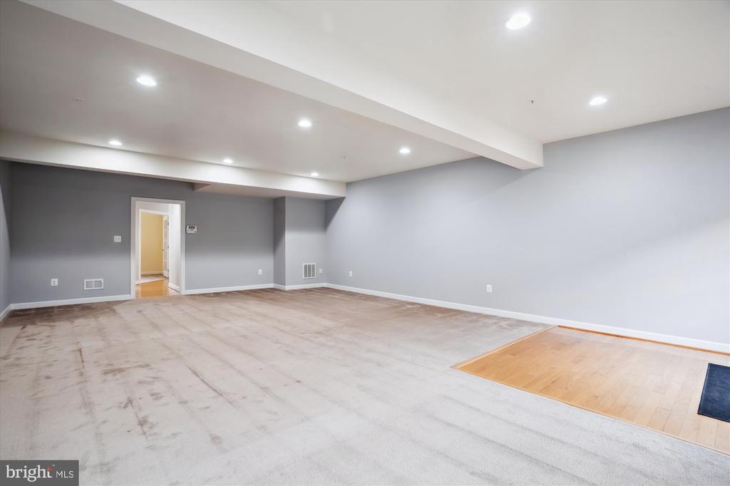 7806 Tuckahoe Ct
