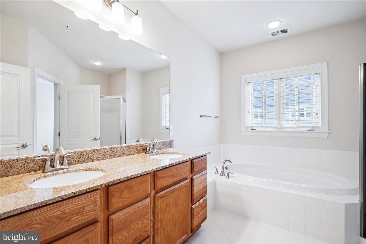 7806 Tuckahoe Ct