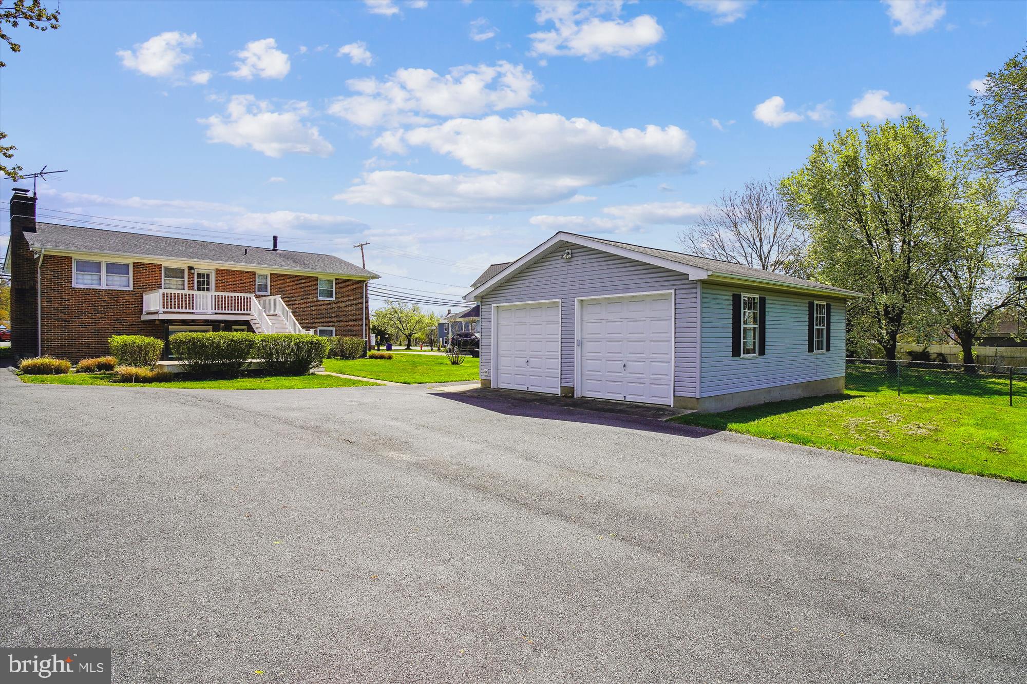 8434 Savage Guilford Rd