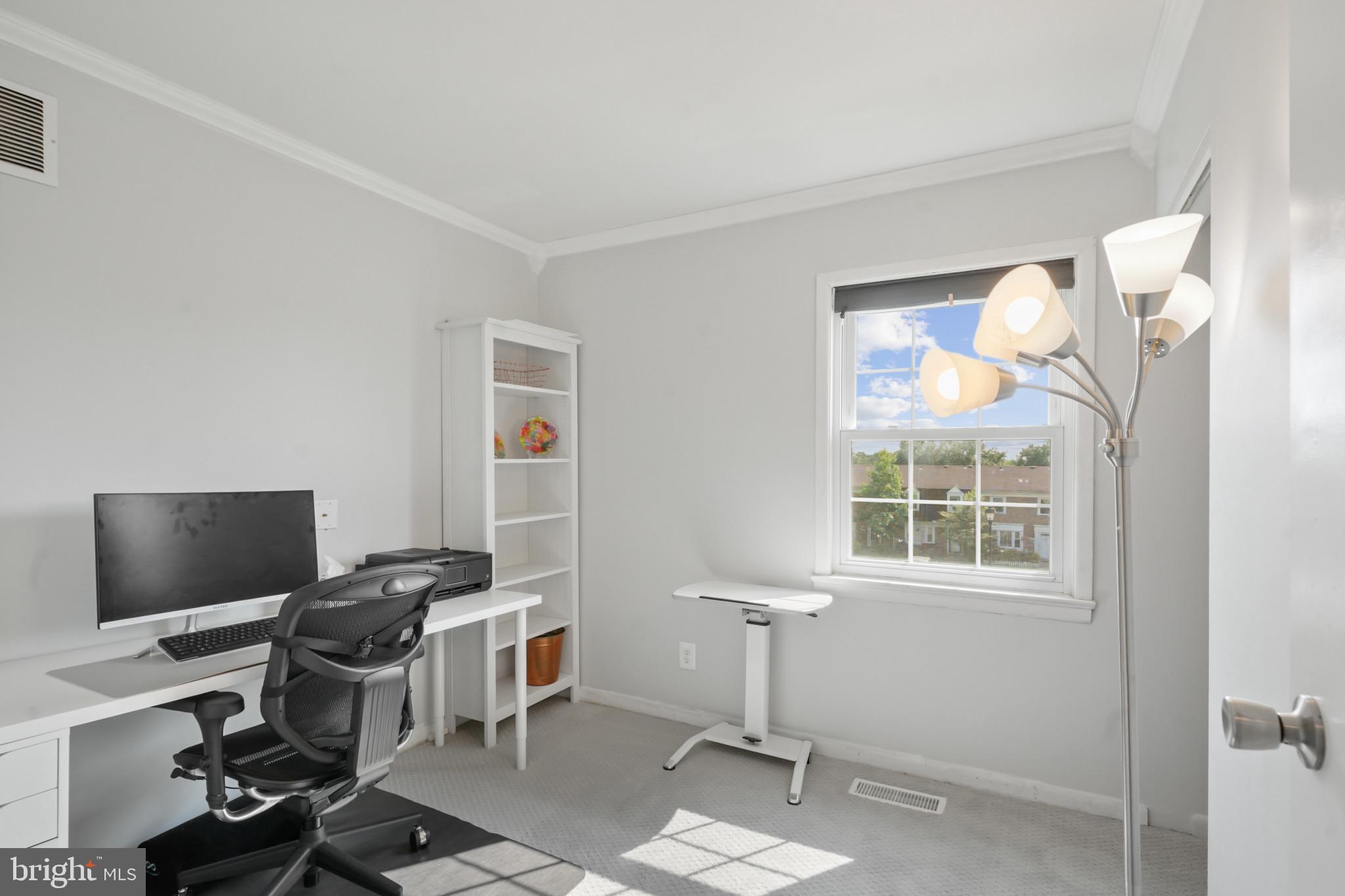 9060 Moonshine Holw #G