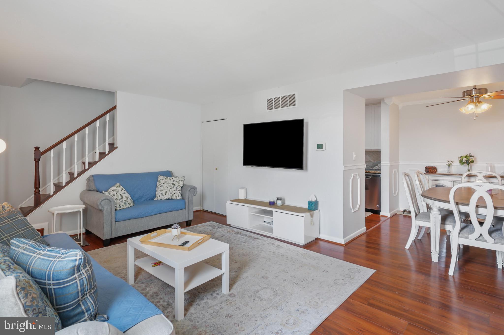 9060 Moonshine Holw #G