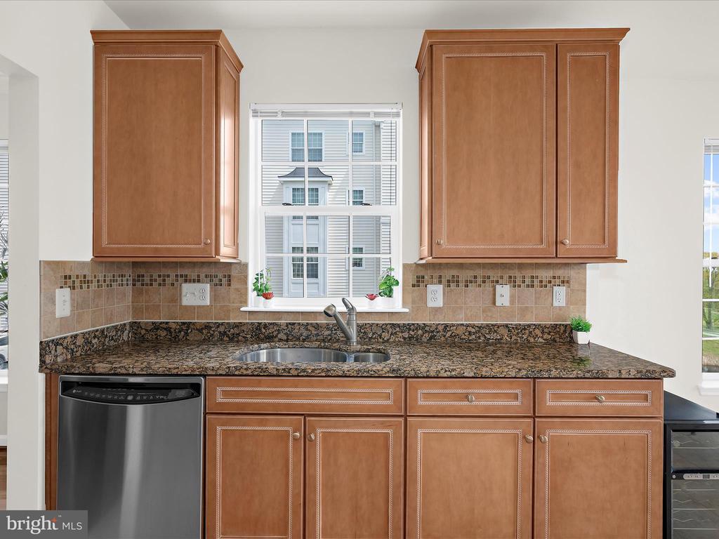 7315 BROOKVIEW ROAD Unit: 206