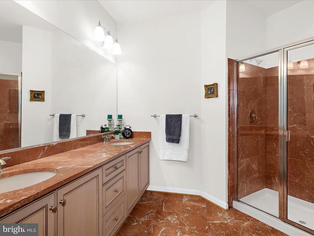 7315 BROOKVIEW ROAD Unit: 206