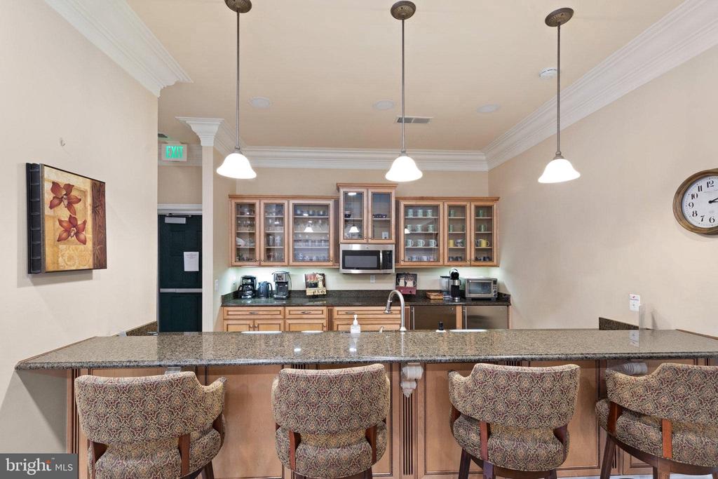 7315 BROOKVIEW ROAD Unit: 206