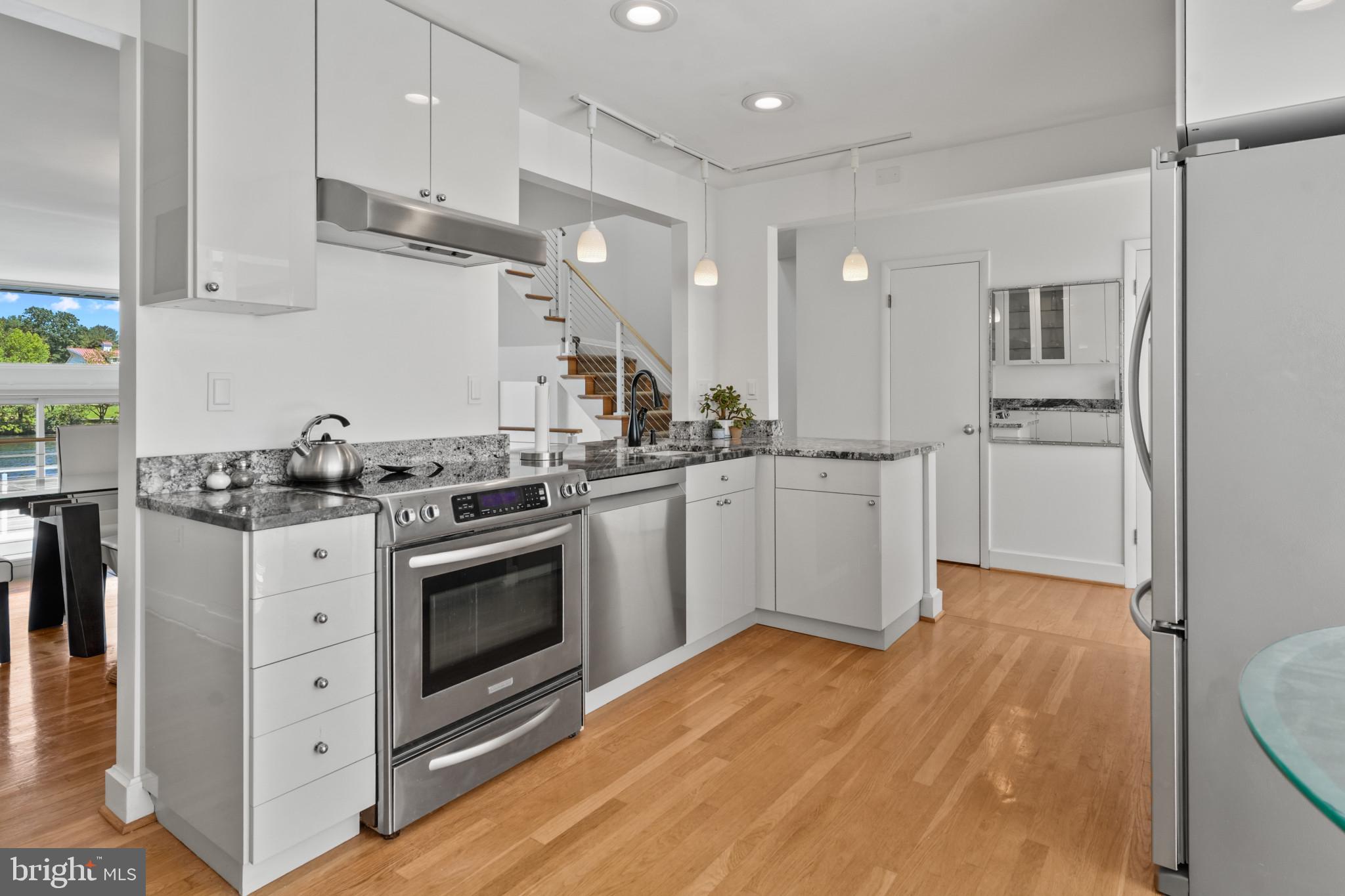 10323 Wilde Lake Ter
