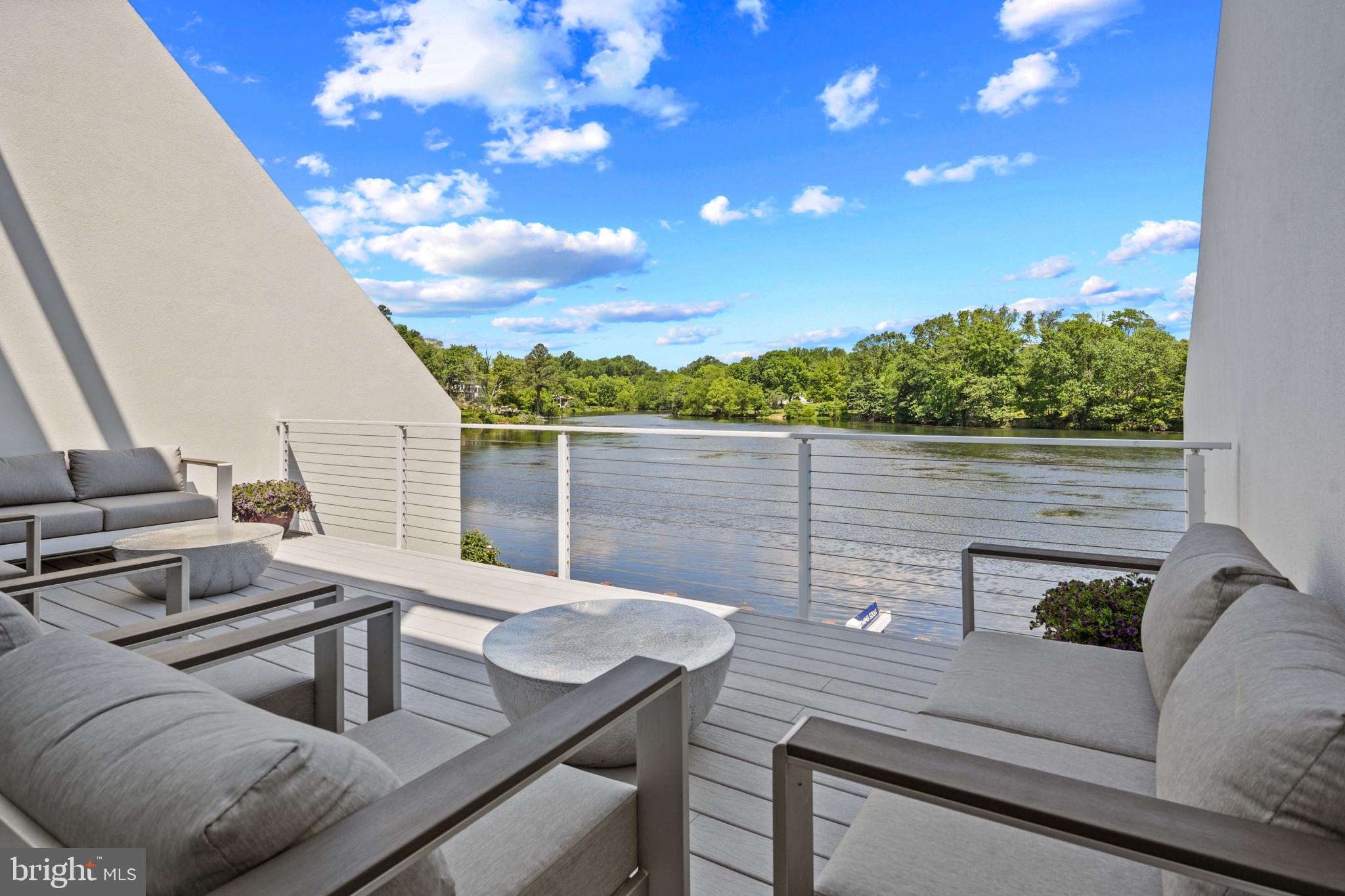 10323 Wilde Lake Ter