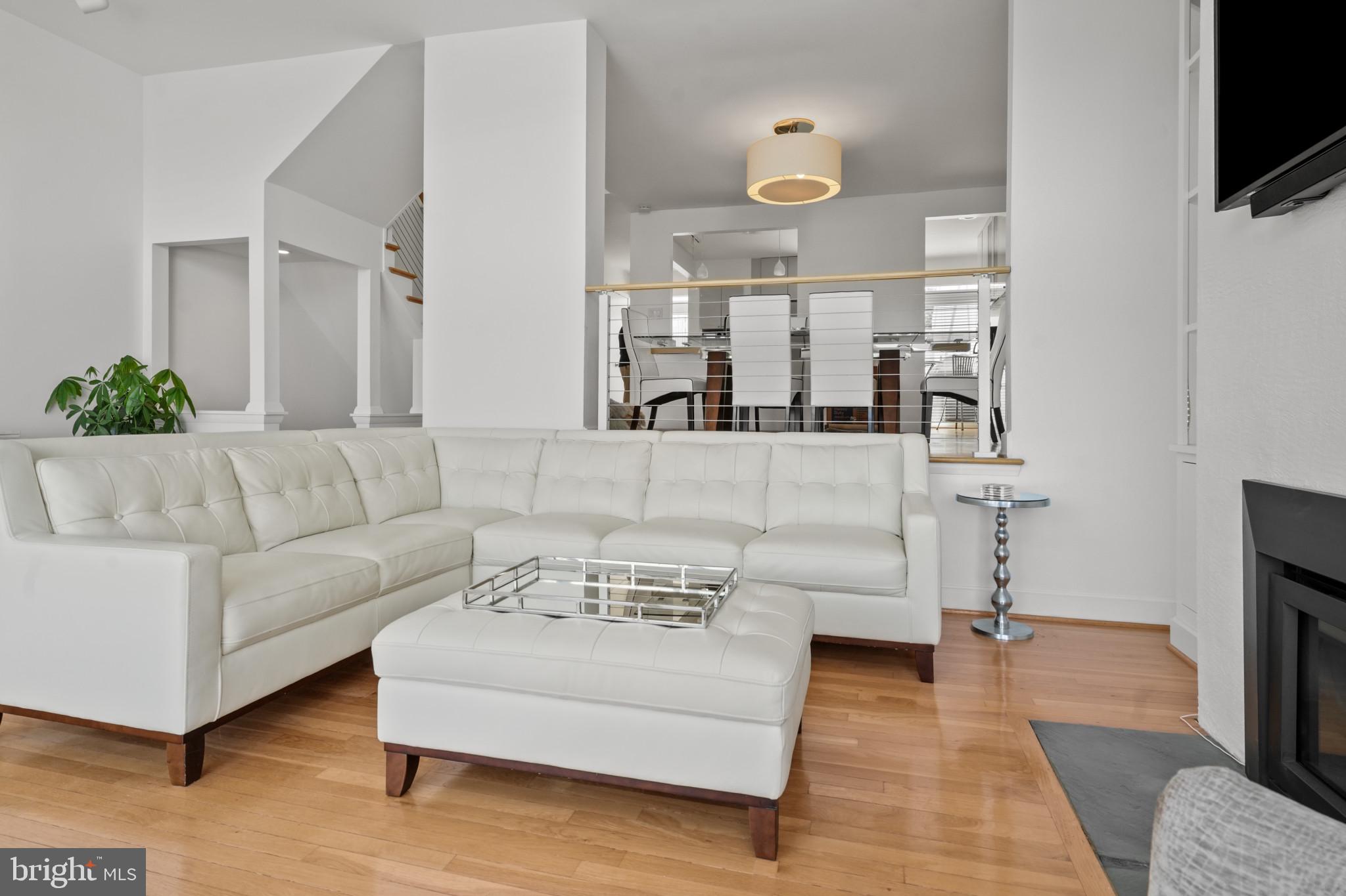 10323 Wilde Lake Ter