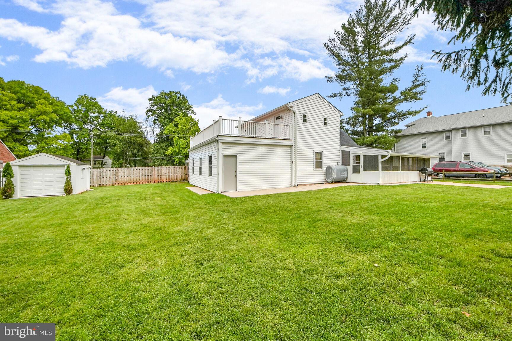 8022 Savage Guilford Rd