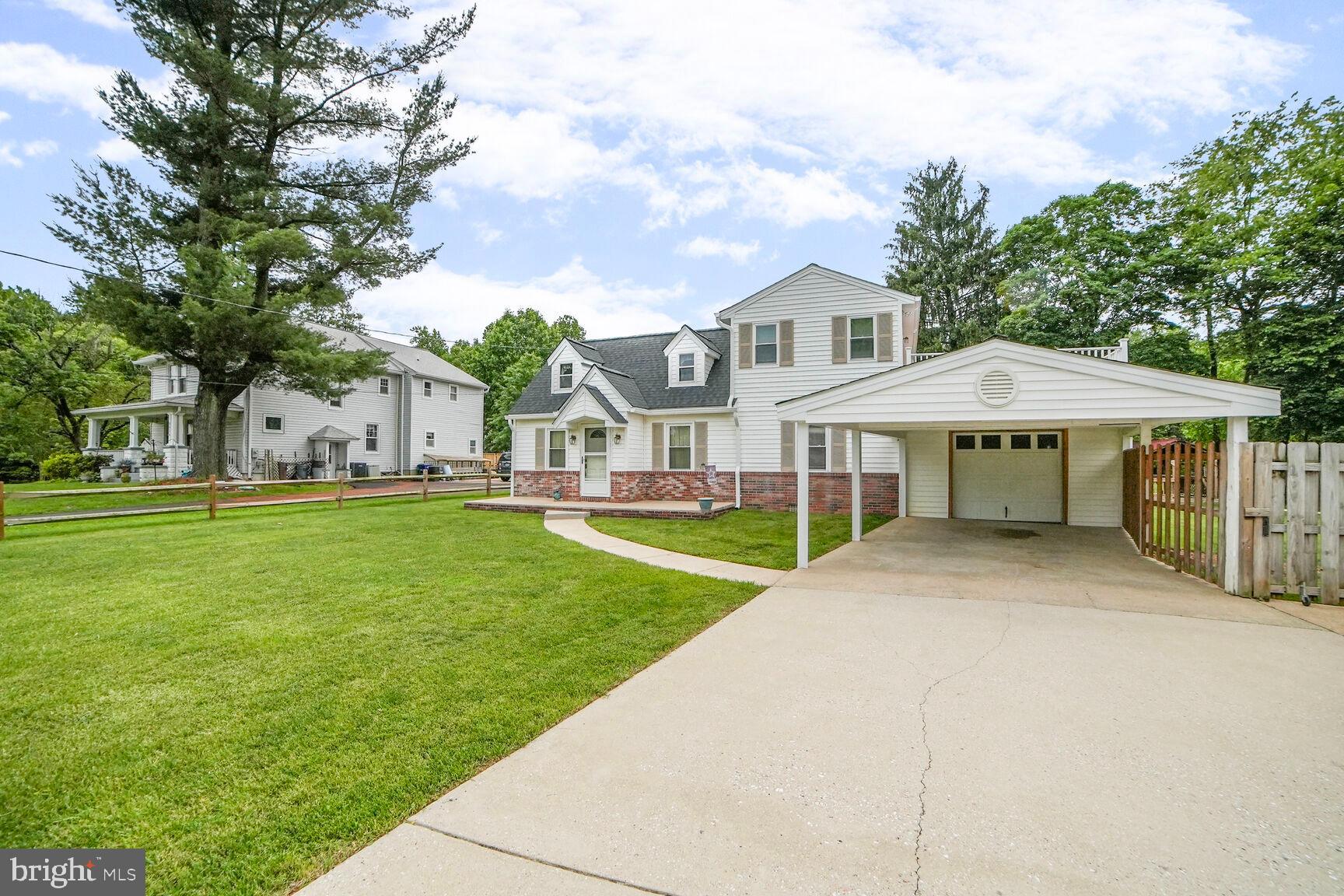 8022 Savage Guilford Rd