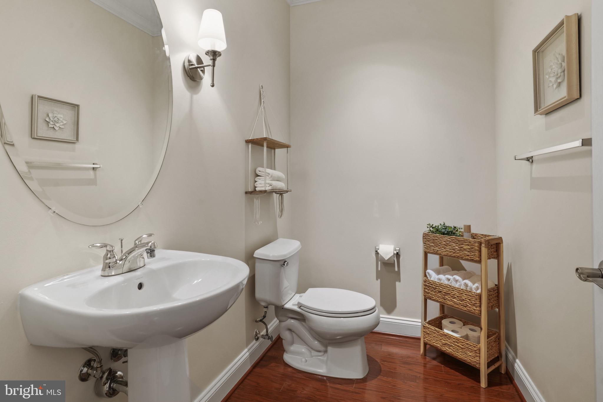 11249-2 Chase St #100