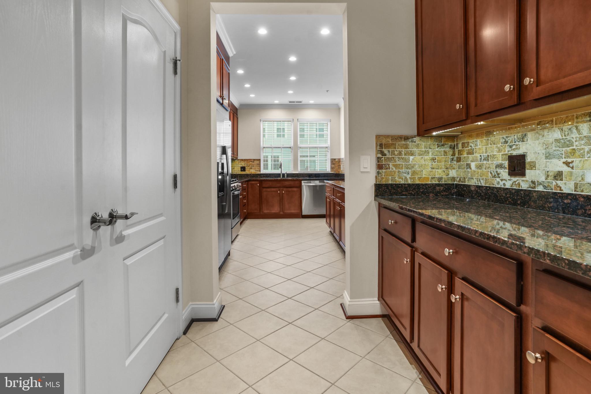 11249-2 Chase St #100