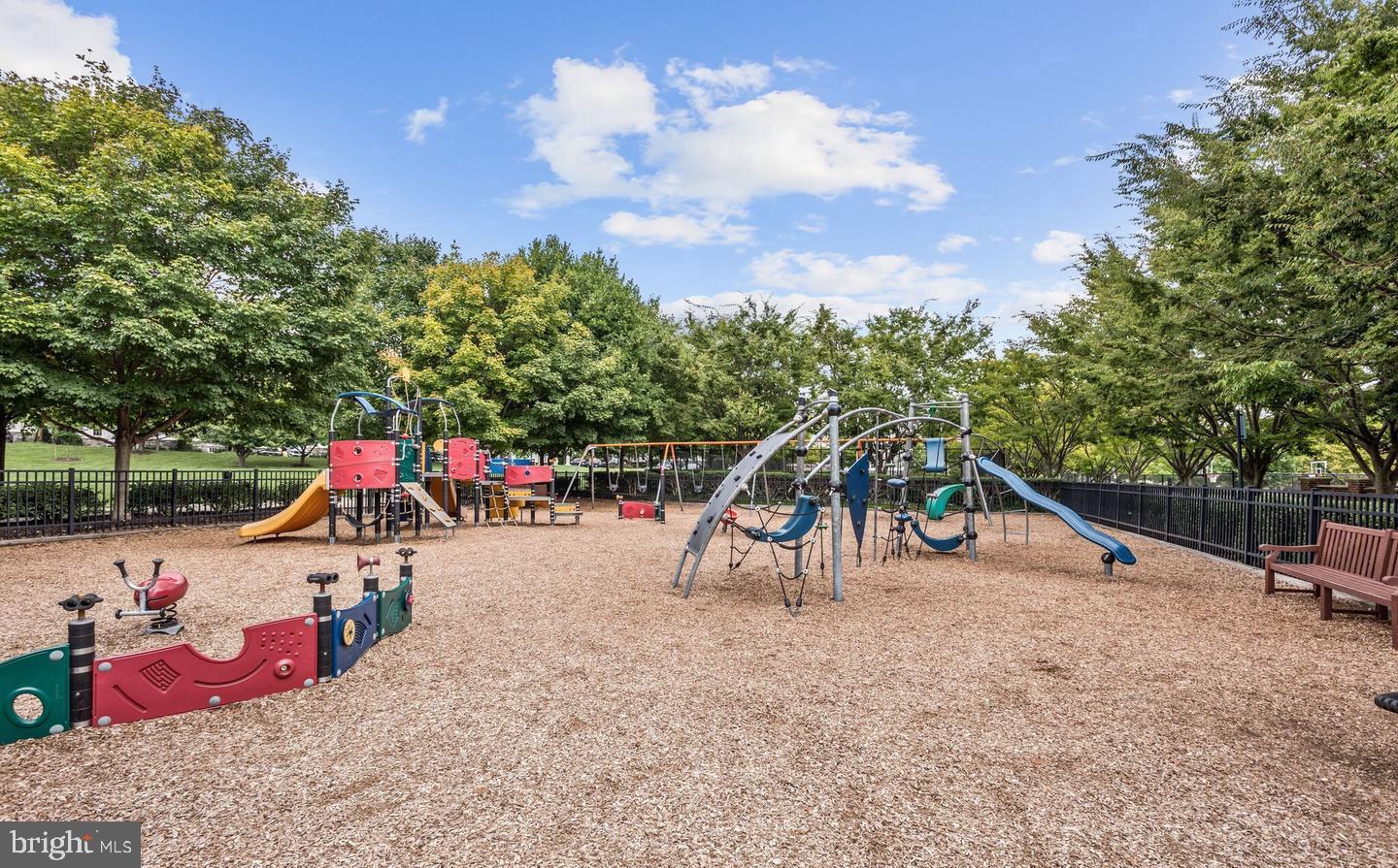 11249-2 Chase St #100