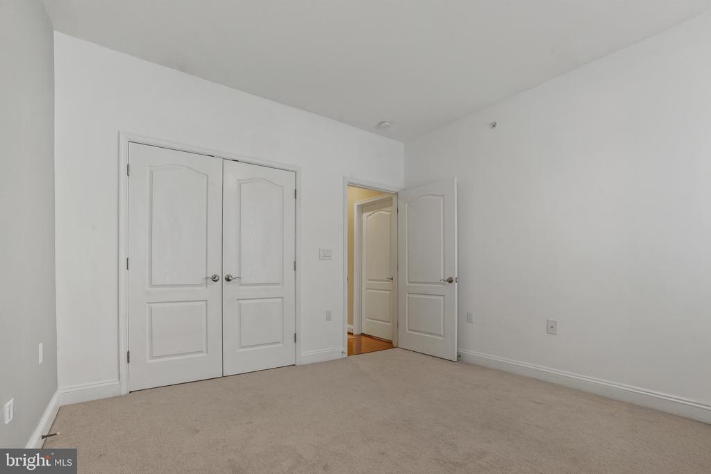 11249-2 Chase St #100