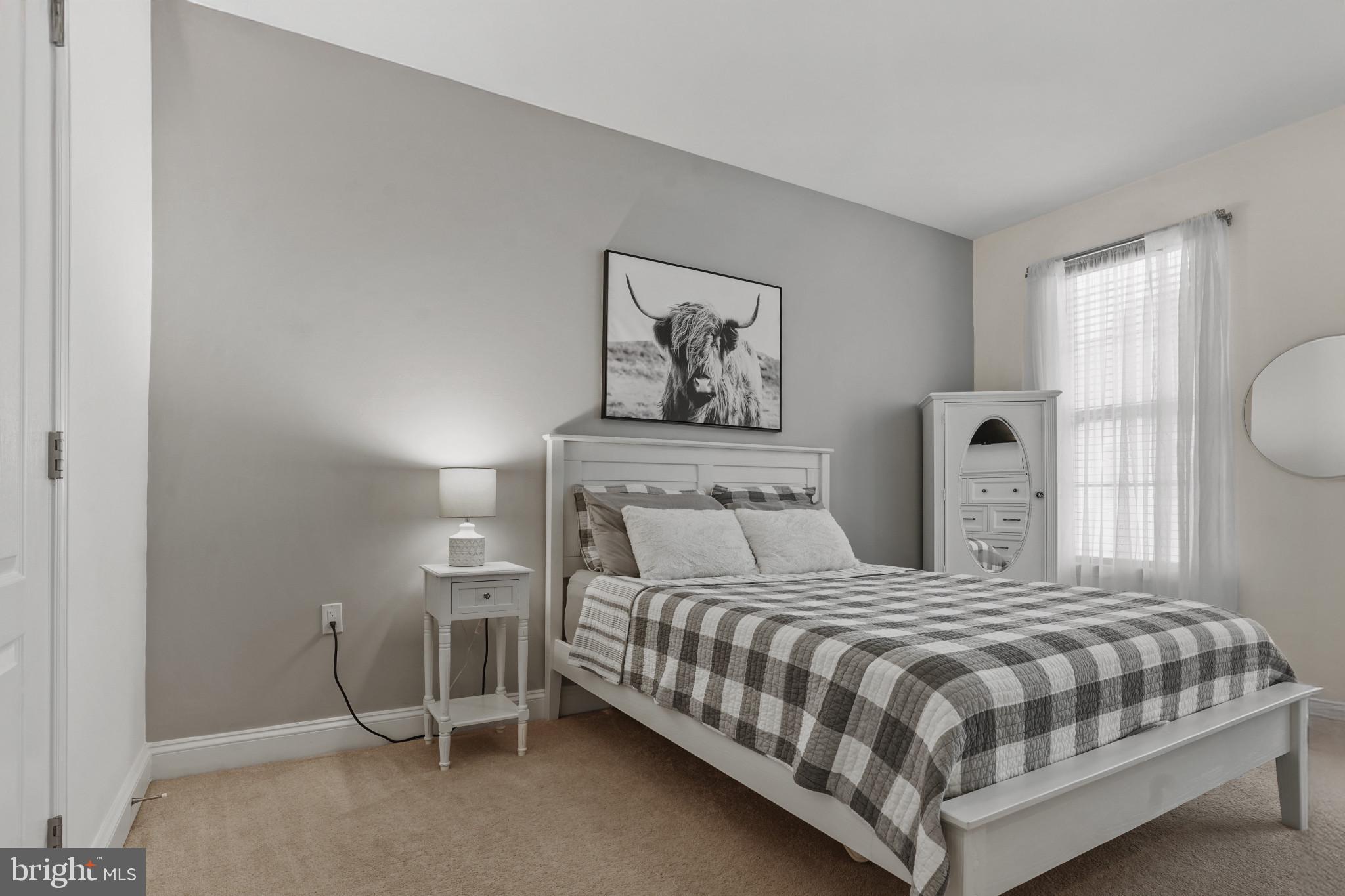 11249-2 Chase St #100