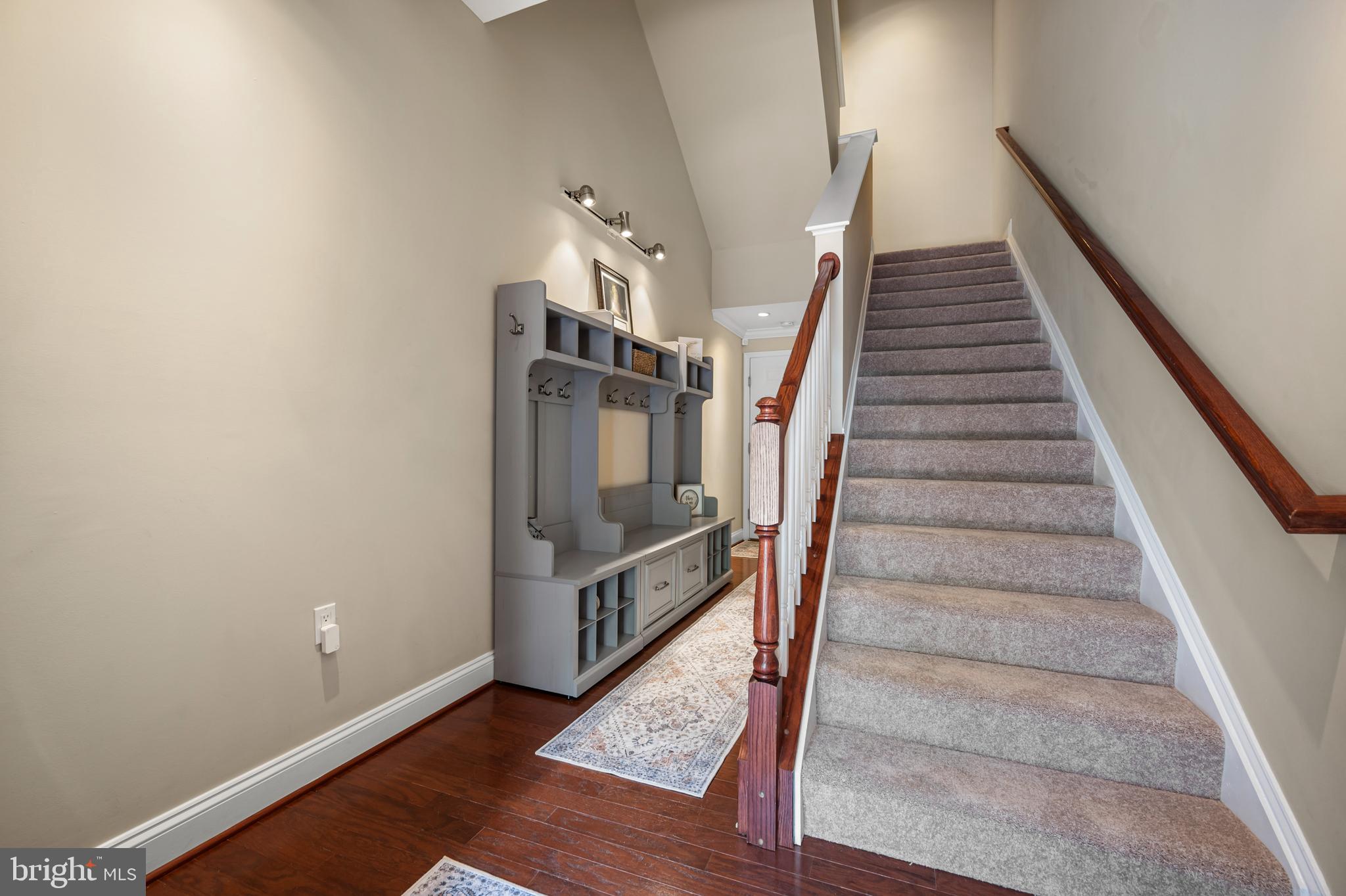 11249-2 Chase St #100