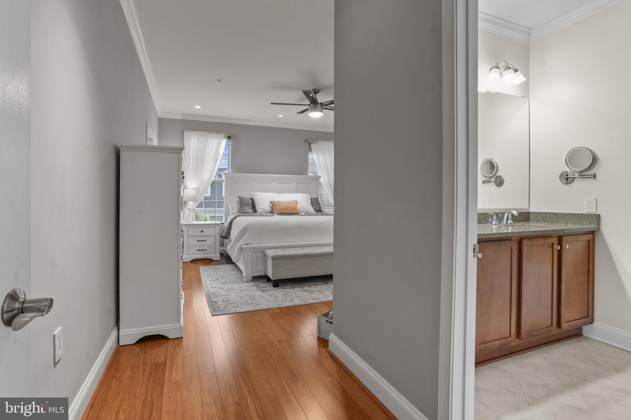 11249-2 Chase St #100