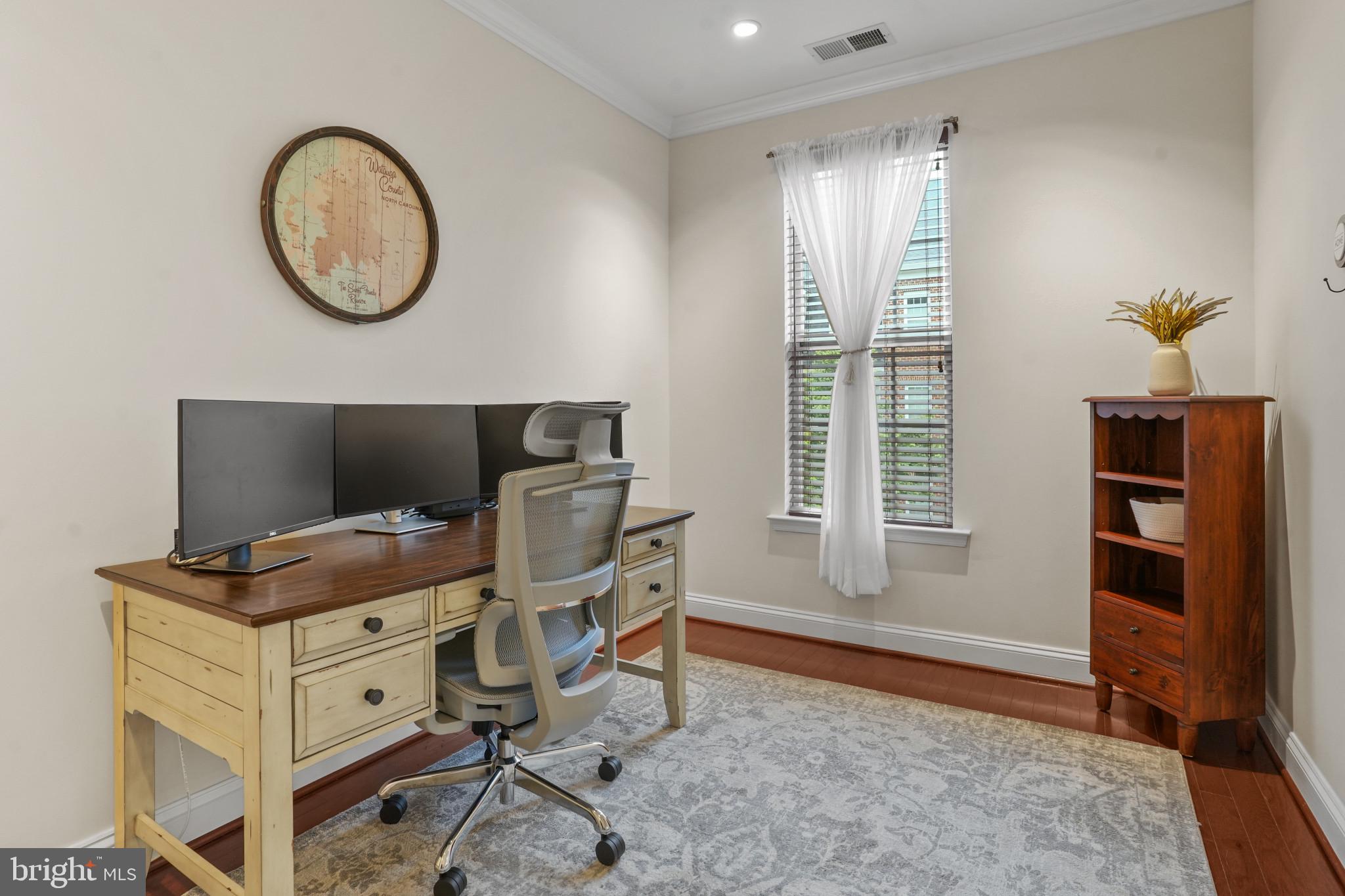 11249-2 Chase St #100