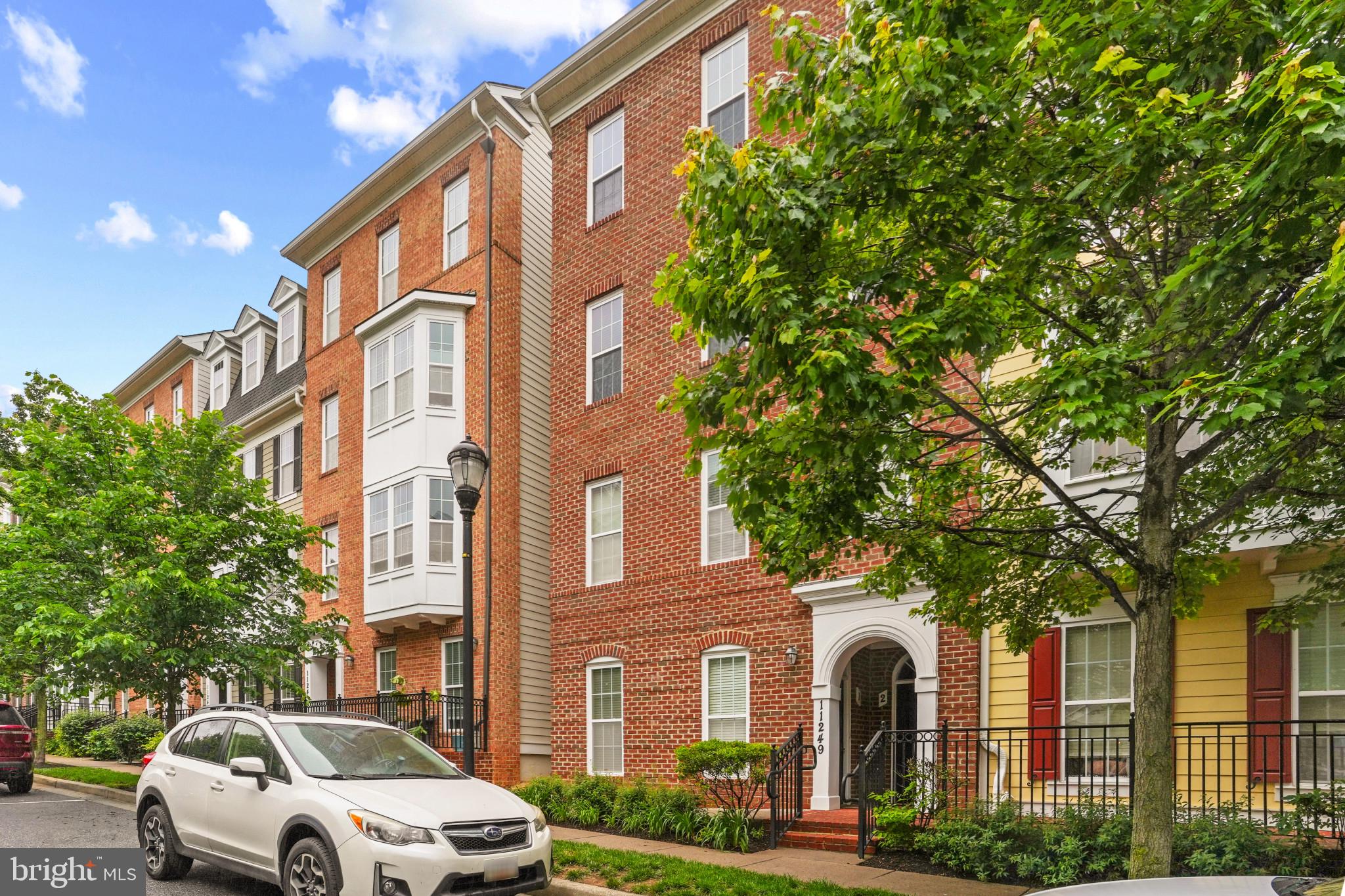 11249-2 Chase St #100