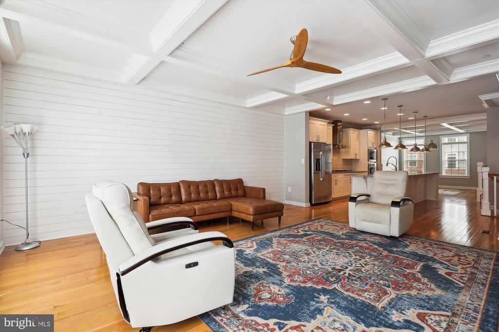 5979 Glen Willow Way