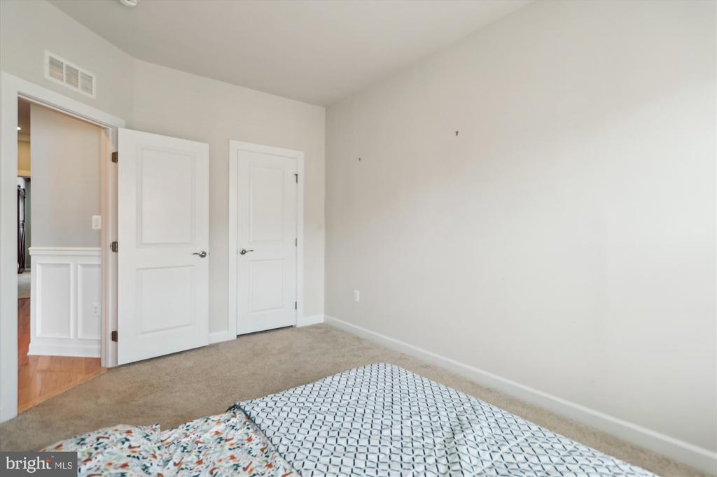 5979 Glen Willow Way
