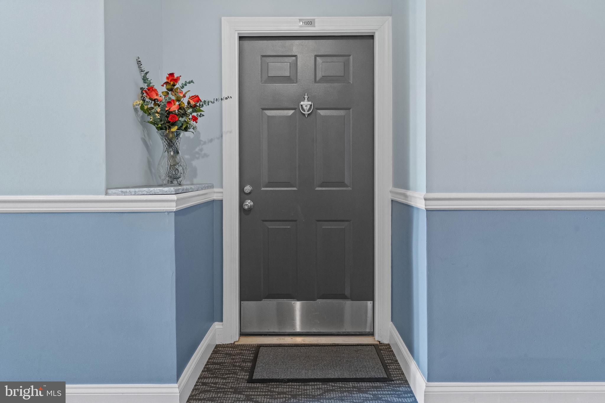 5901 Millrace Ct #H-103