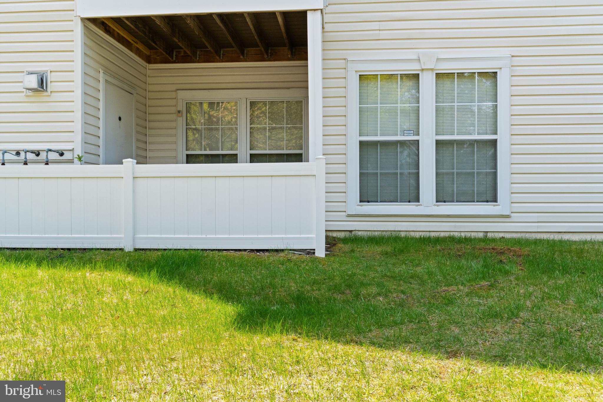 5901 Millrace Ct #H-103