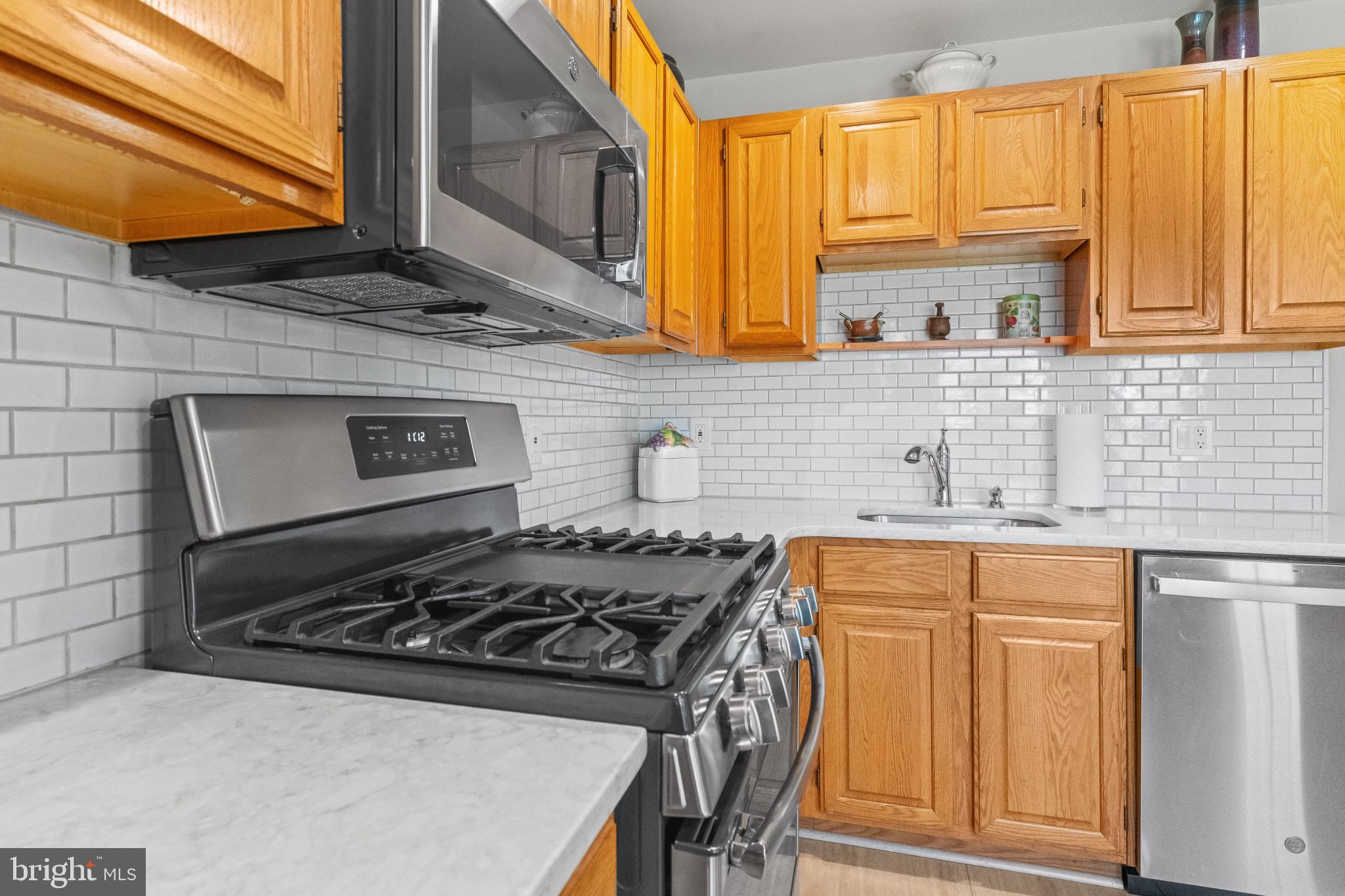 5901 Millrace Ct #H-103