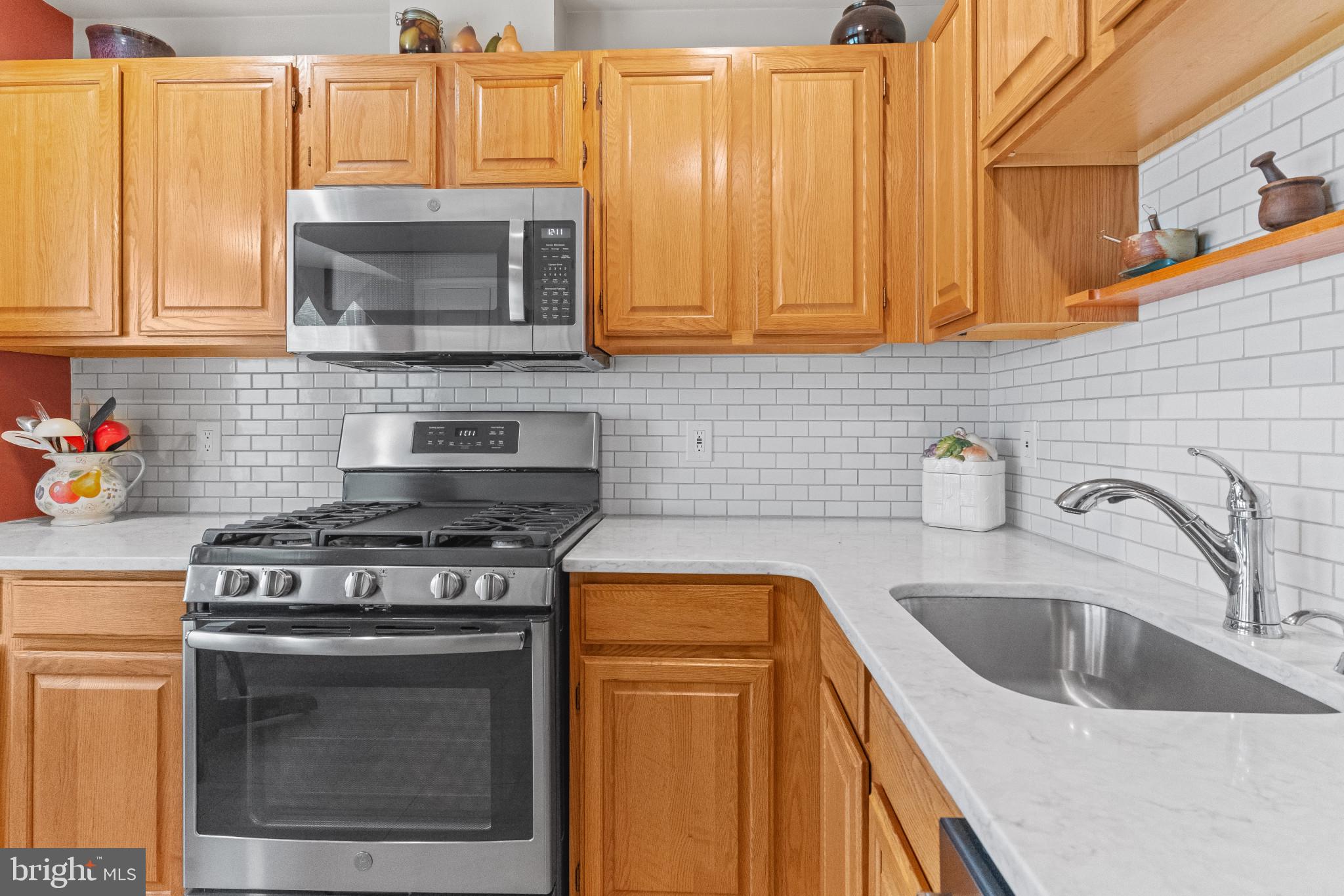 5901 Millrace Ct #H-103