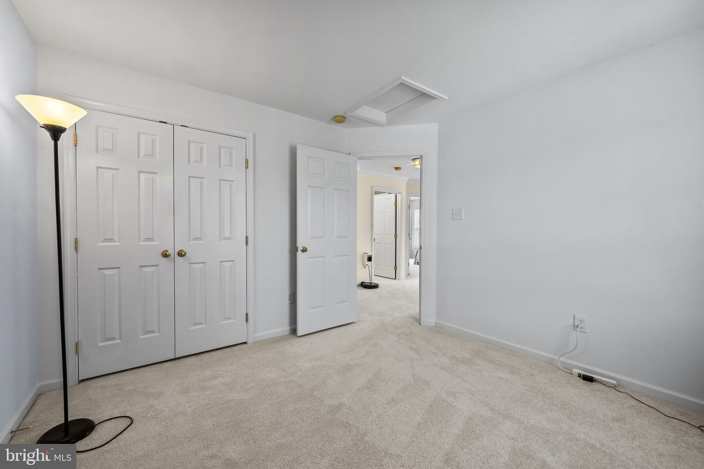 5238 Tiyana Ct