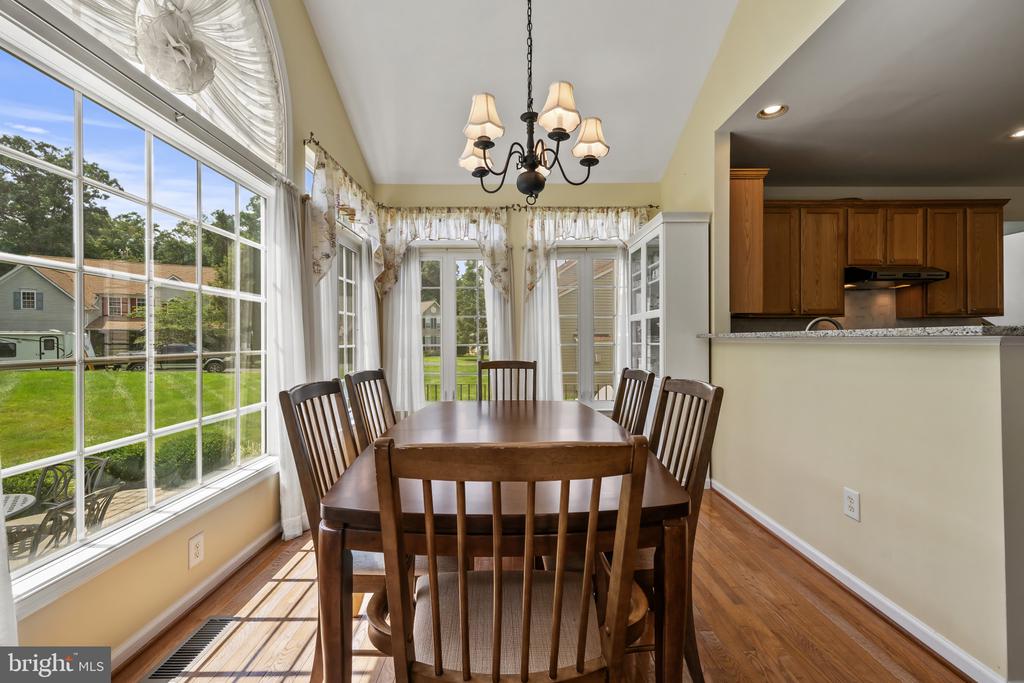 5238 Tiyana Ct