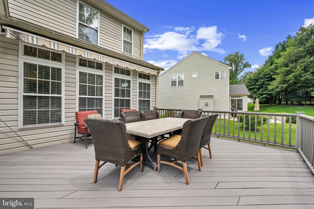 5238 Tiyana Ct