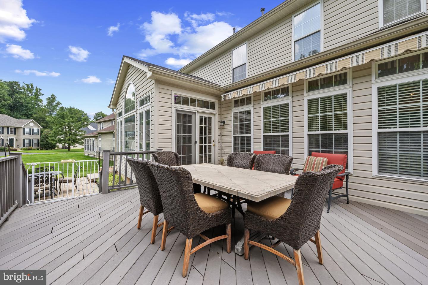 5238 Tiyana Ct