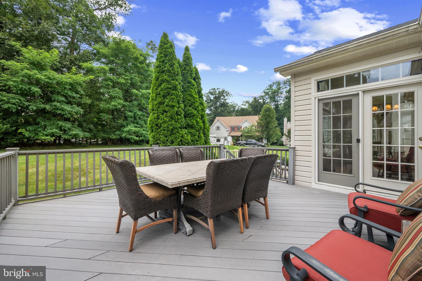 5238 Tiyana Ct