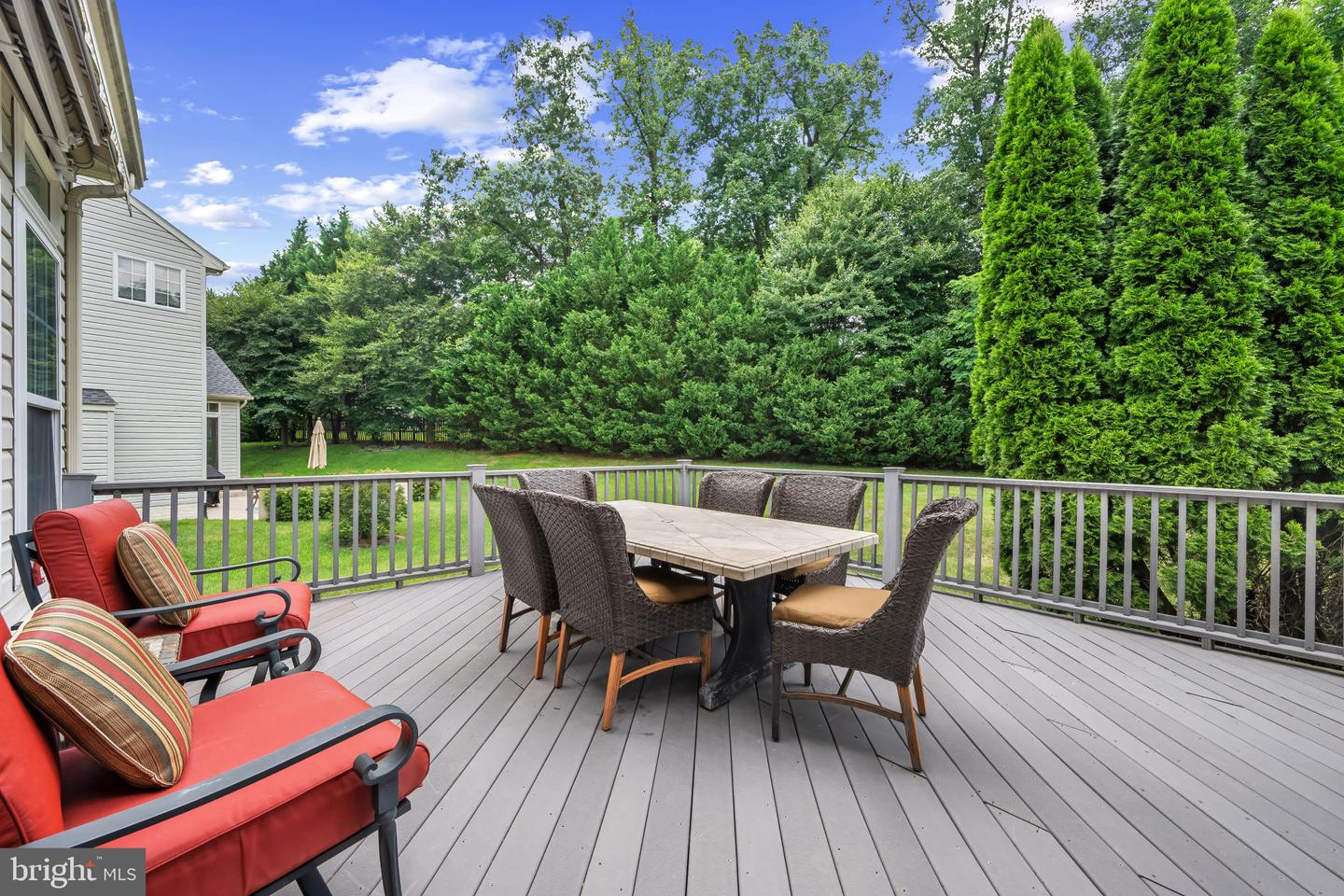 5238 Tiyana Ct