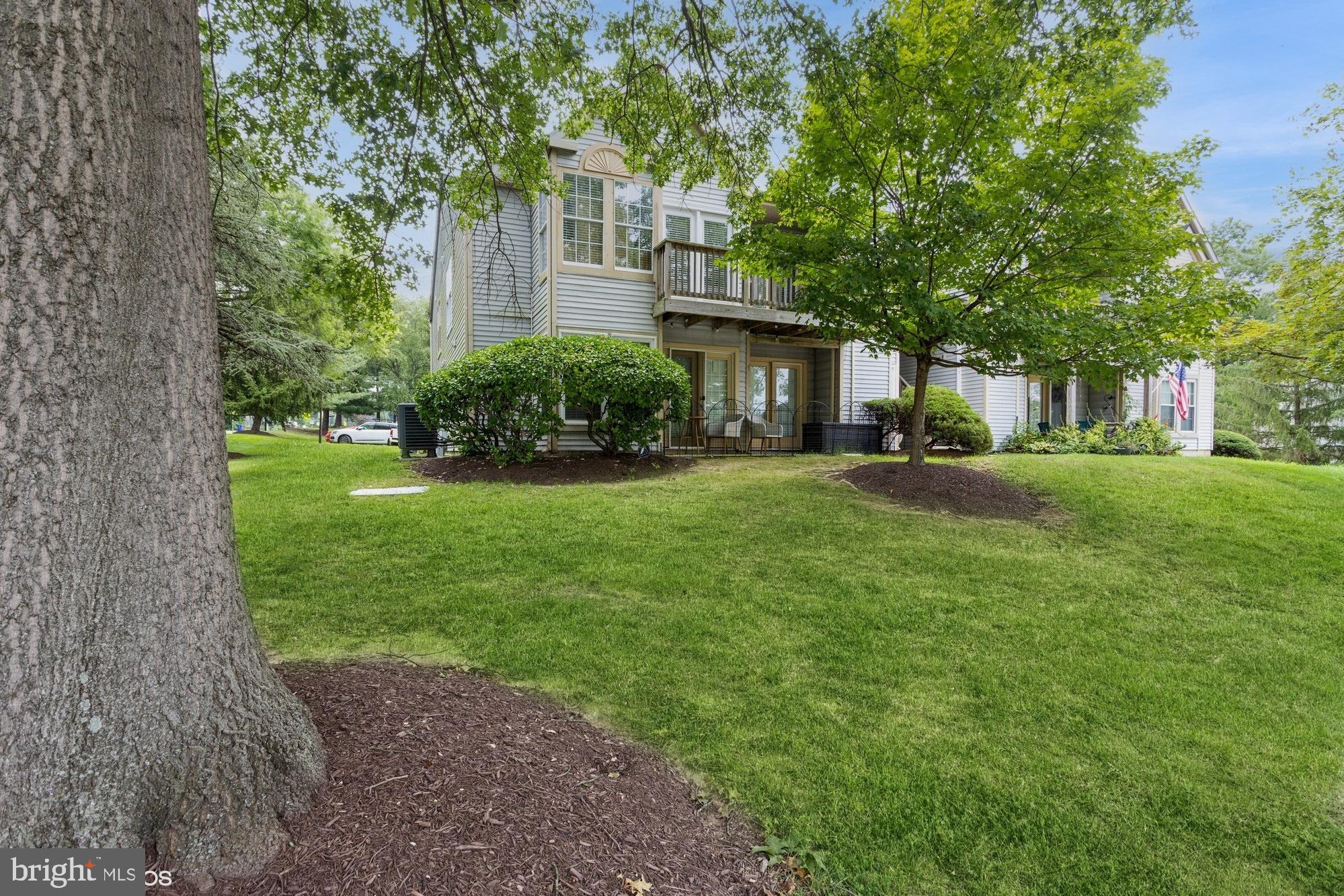 5701 Rowanberry Dr #106