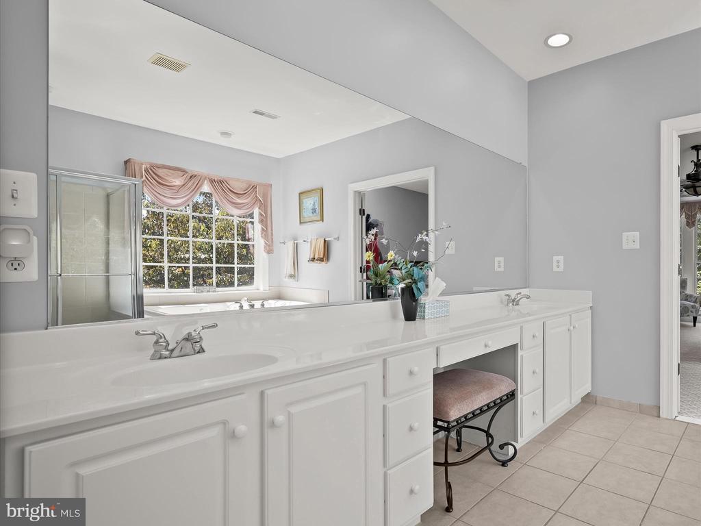 13531 JULIA MANOR WAY