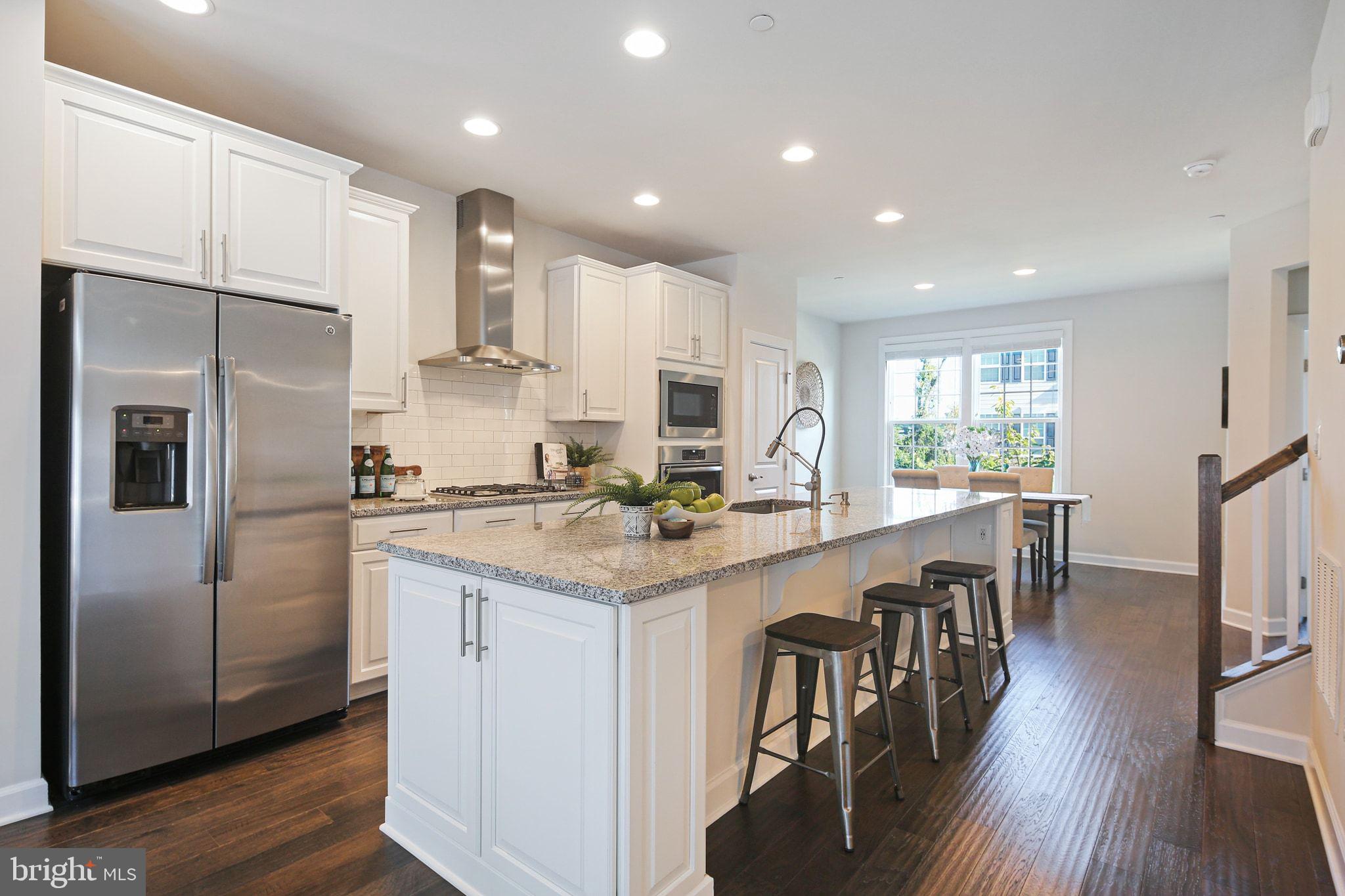 5983 GLEN WILLOW WAY