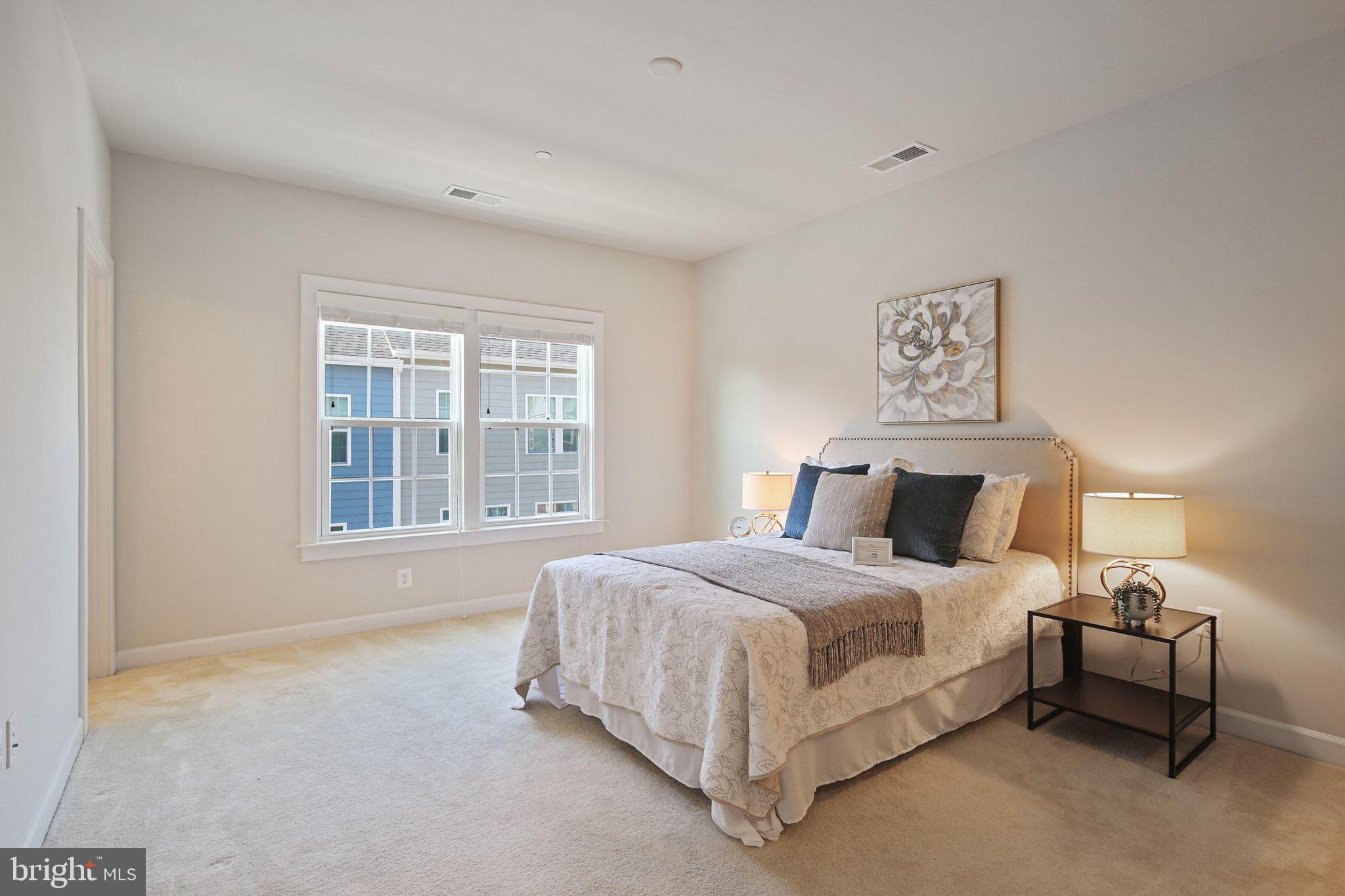 5983 GLEN WILLOW WAY