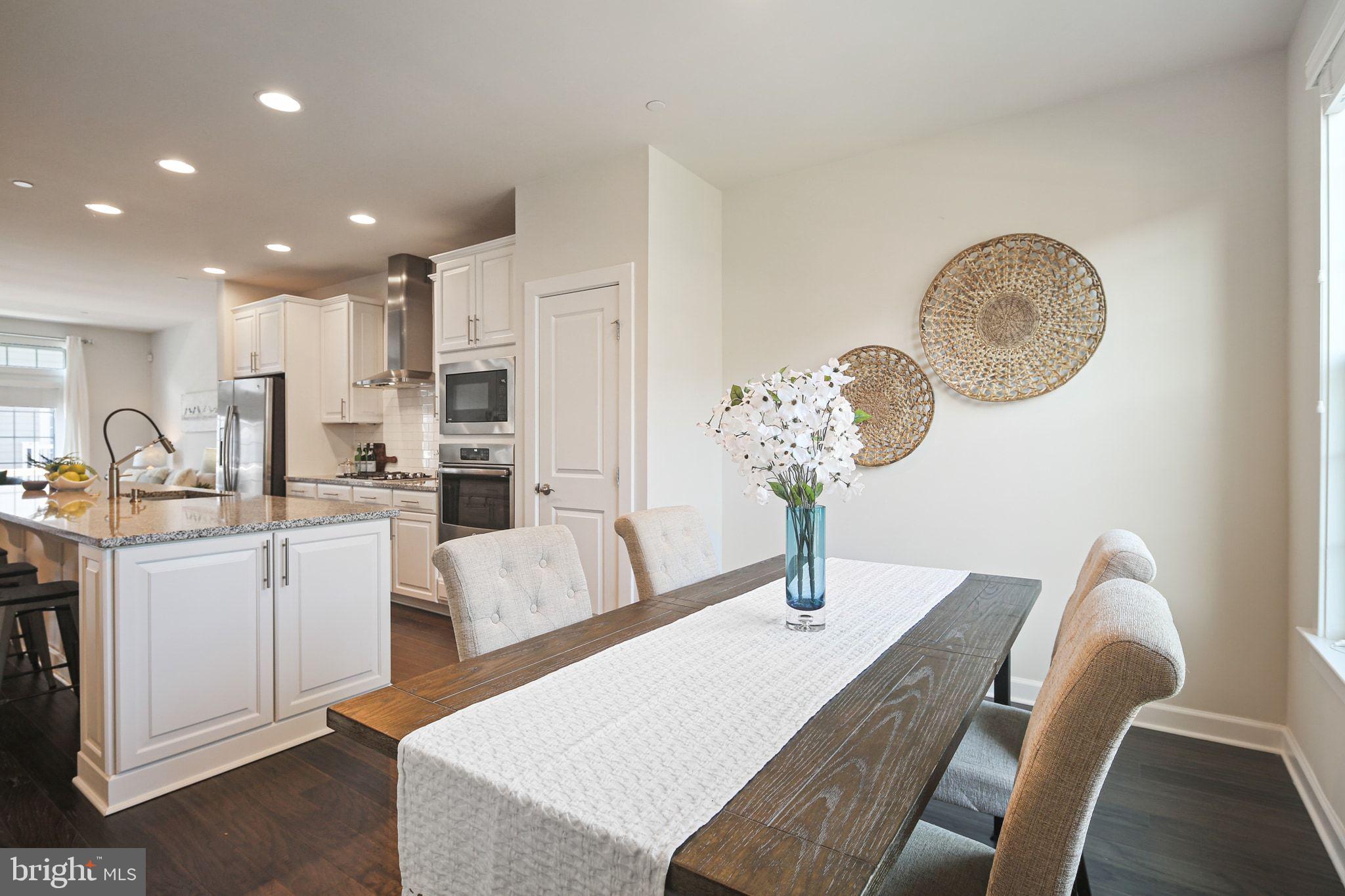 5983 GLEN WILLOW WAY