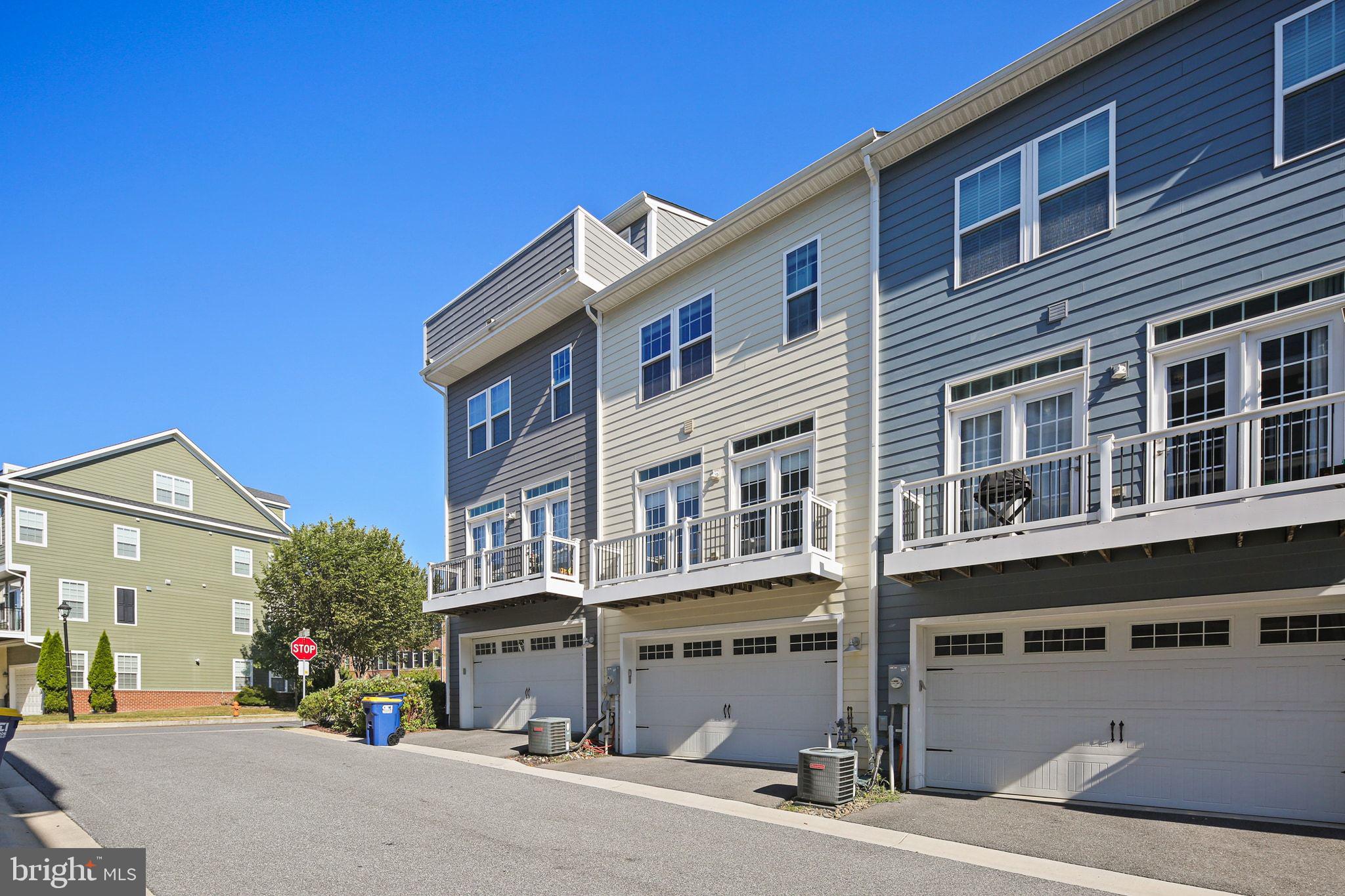 5983 GLEN WILLOW WAY