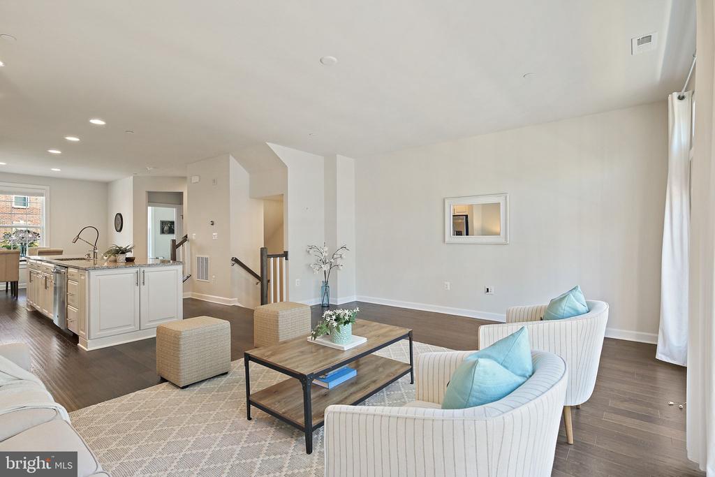 5983 GLEN WILLOW WAY