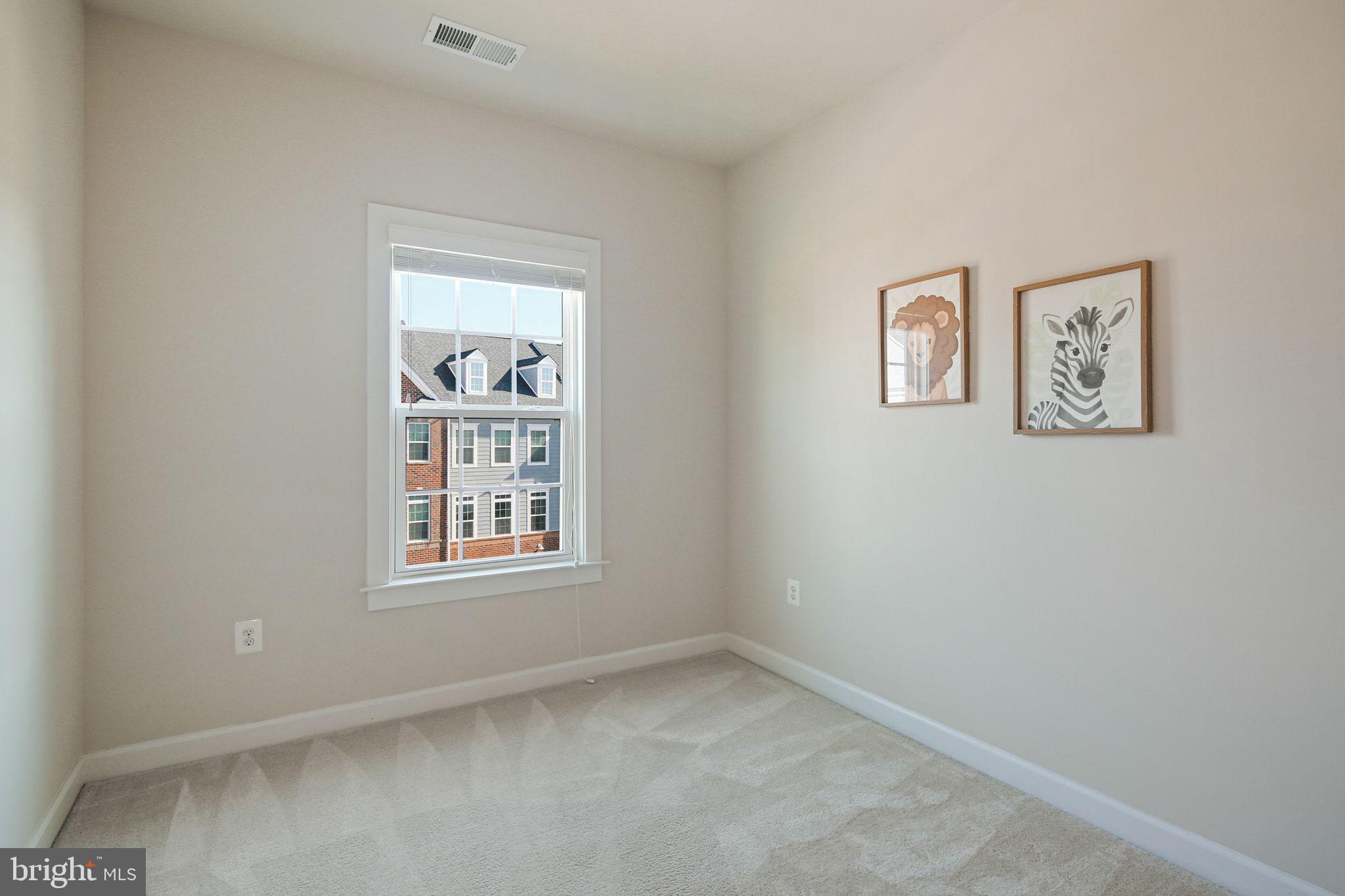 5983 GLEN WILLOW WAY